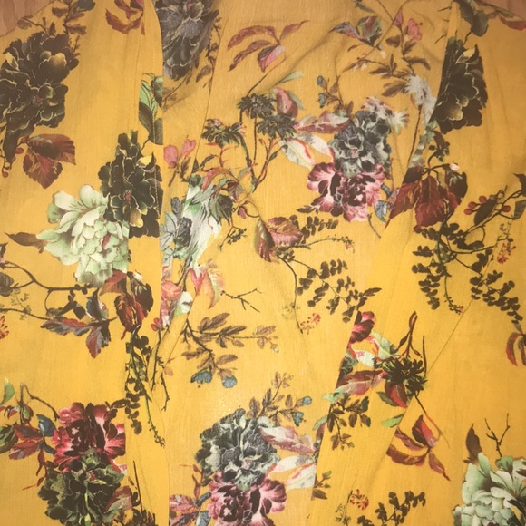 Women’s mustard floral cover up Shaw - Picture 3 of 3